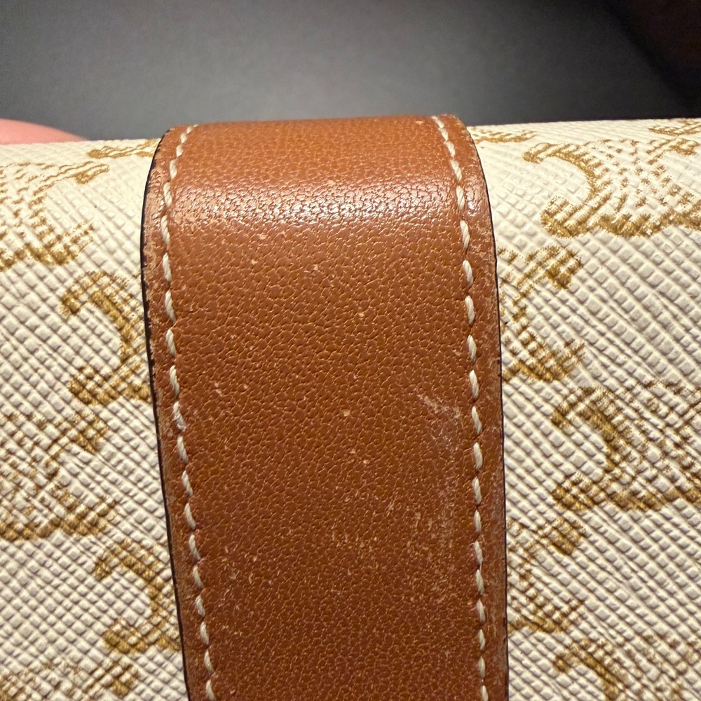 Celine Triomphe Compact Wallet - Picture 10 of 12